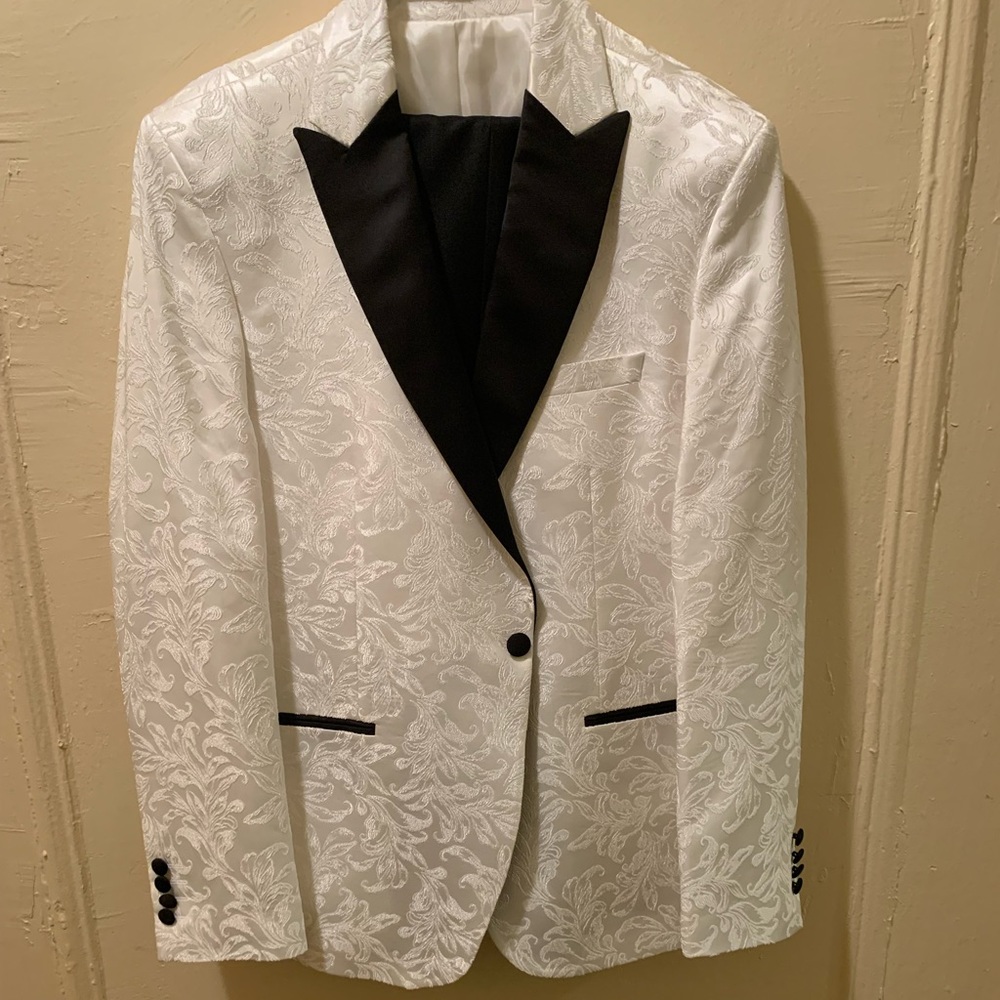 Blazers and suits blazers 60 suits 75